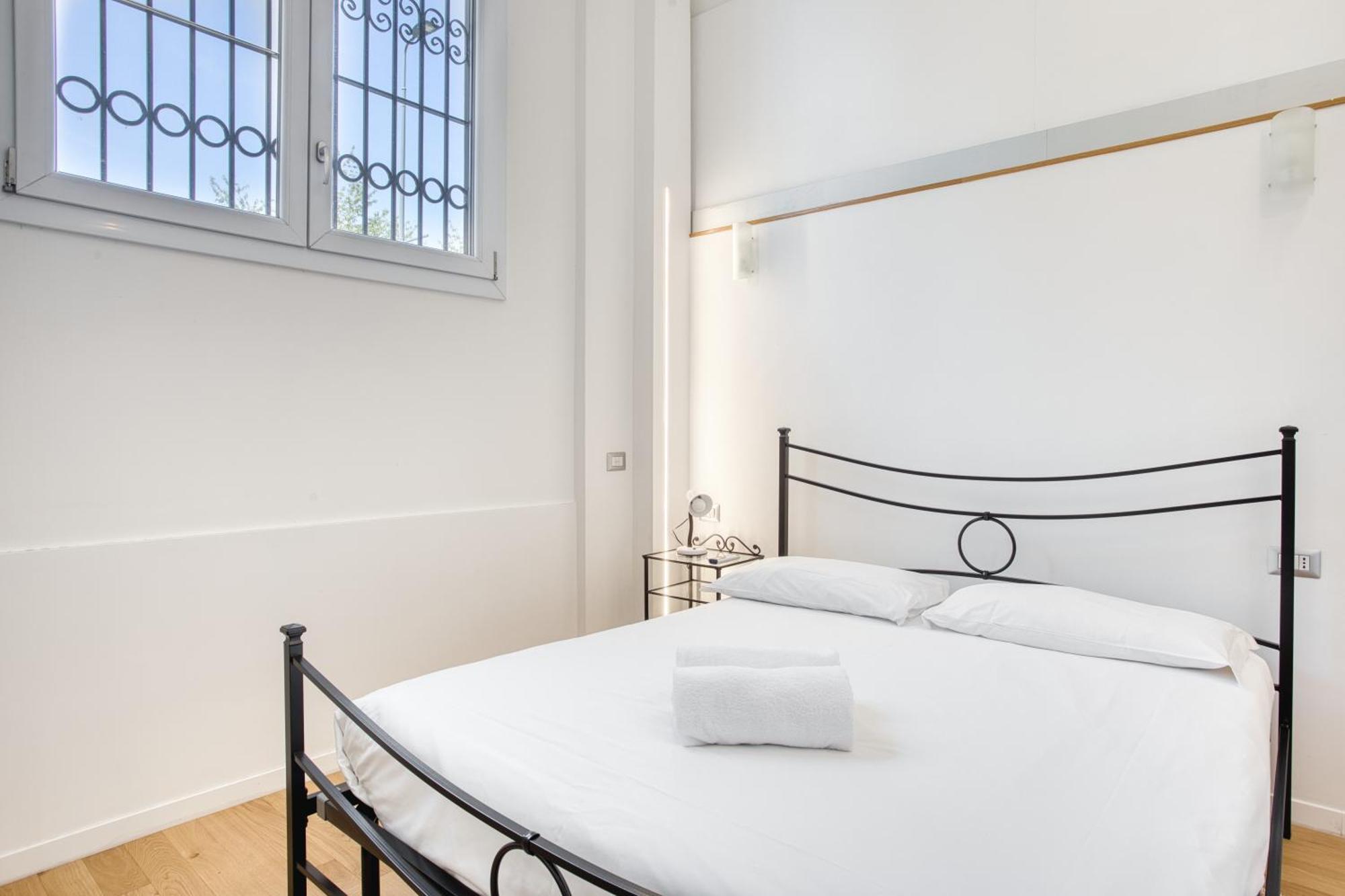 מילאנו Walk To Navigli - Via Gola - 2 Bedrooms Apt מראה חיצוני תמונה